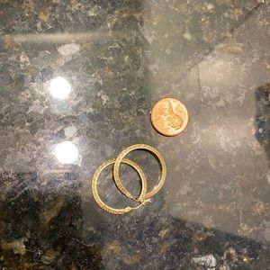 Real solid 18 k hoops